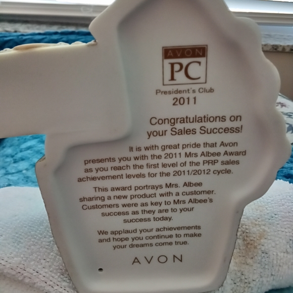 Mrs Albee figurine - Picture 2 of 2